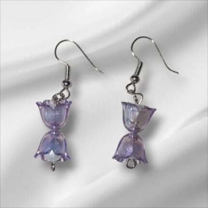 Modeschmuck-Ohrringe in Tulpenform mit silberfarbenem Verschluss