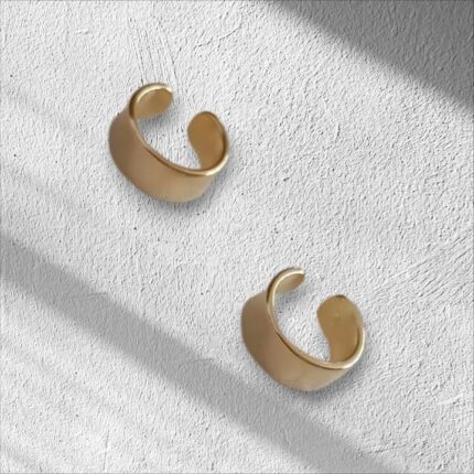Minimal Chic – Kleine Edelstahl Ear Cuffs.