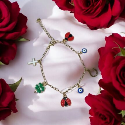 Trage dein Glück – Armband voller Symbole, Schutz & Eleganz. Dies ist nicht nur ein Schmuckstück.